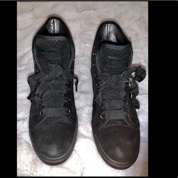 Louis Vuitton sneaker - Picture 2 of 10